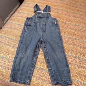 Vintage Tommy Hilfiger Kids Denim Overalls. 18-24 M snap leg closure